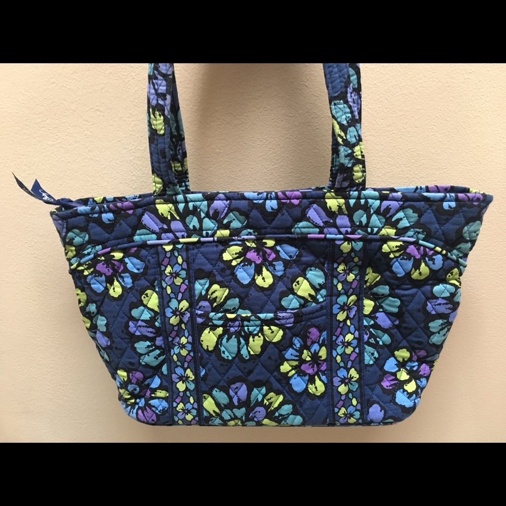 Vera Bradley tote bag